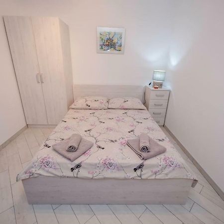 Apartman Marcela Palit Eksteriør bilde